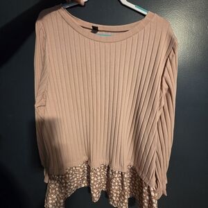 SHEIN Ribbed Blush Top with Floral Hem